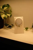 TiltDock – Minimal MagSafe Stand