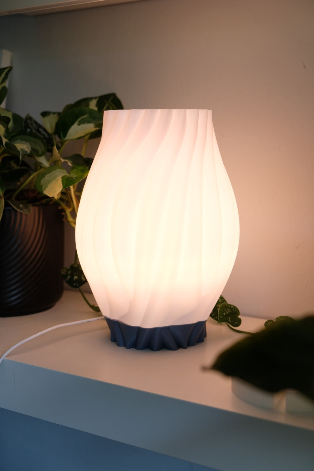 AuraForm Lamp