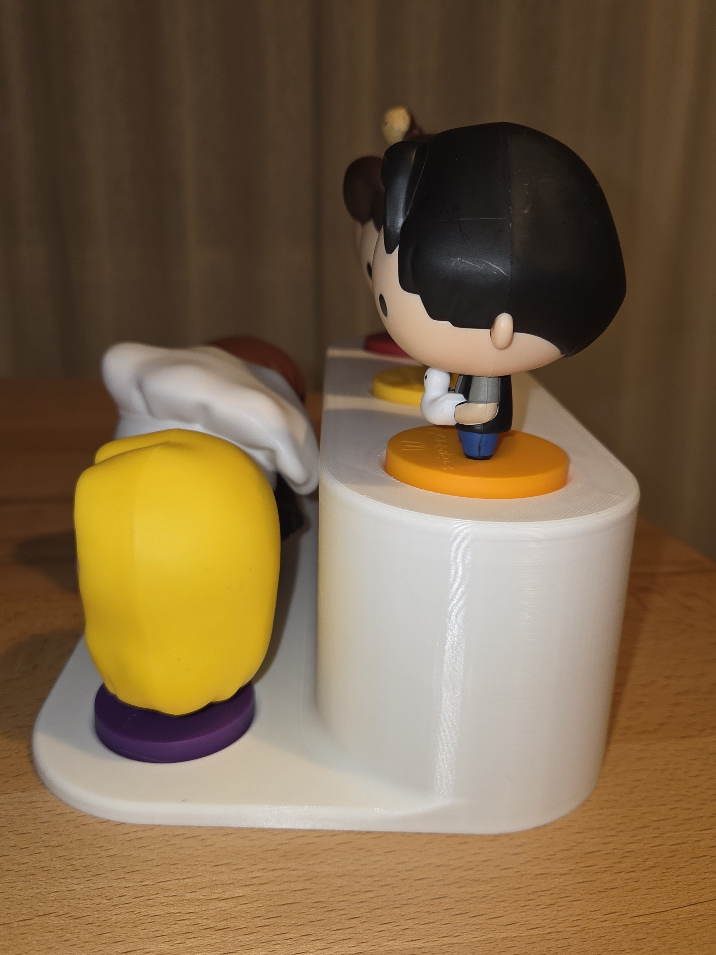 Friends Figure Stand | Standart