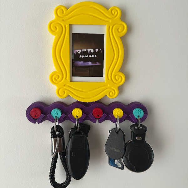 Key Holder With Polaroid Display