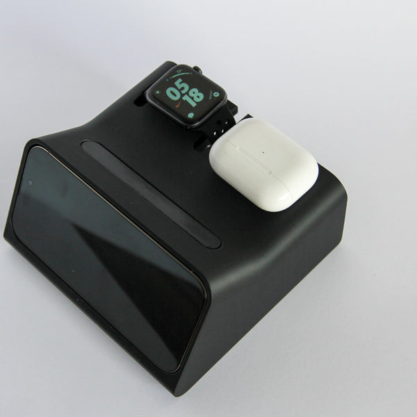 LUNQO Dock – 3-in-1 Charging Hub for iPhone 17 Pro Max