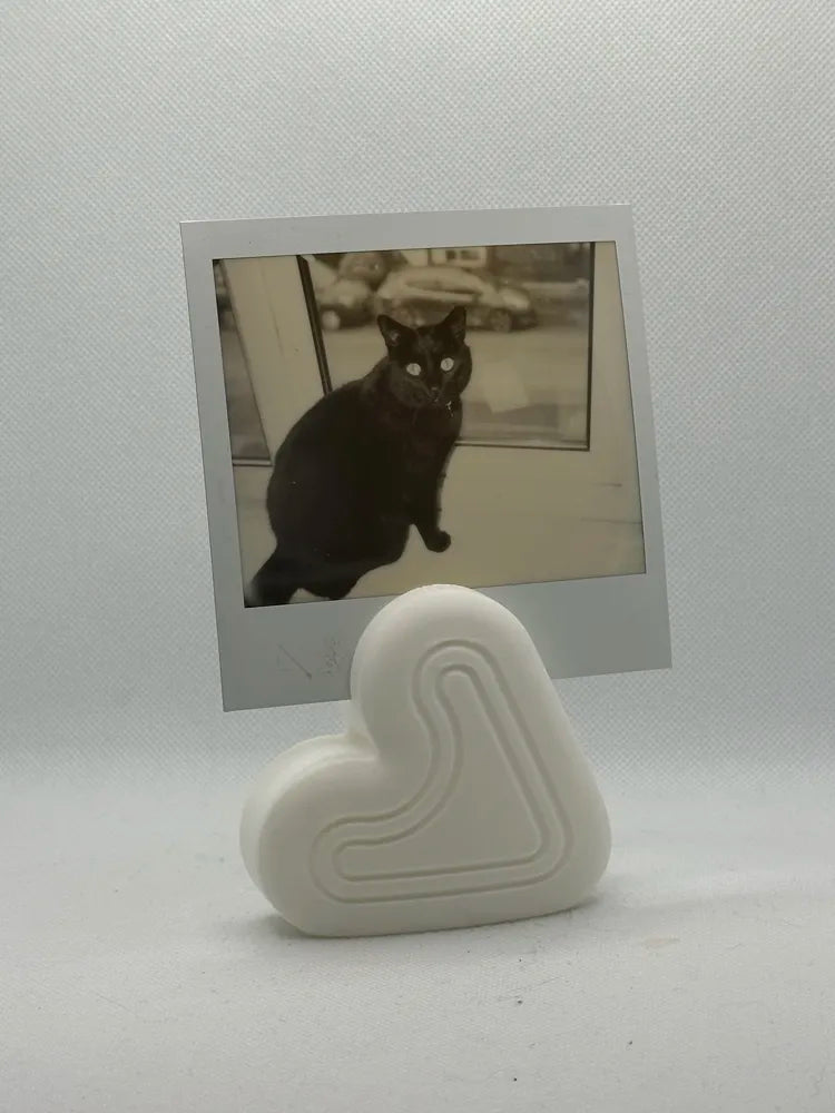 Frame Heart photo holder 9