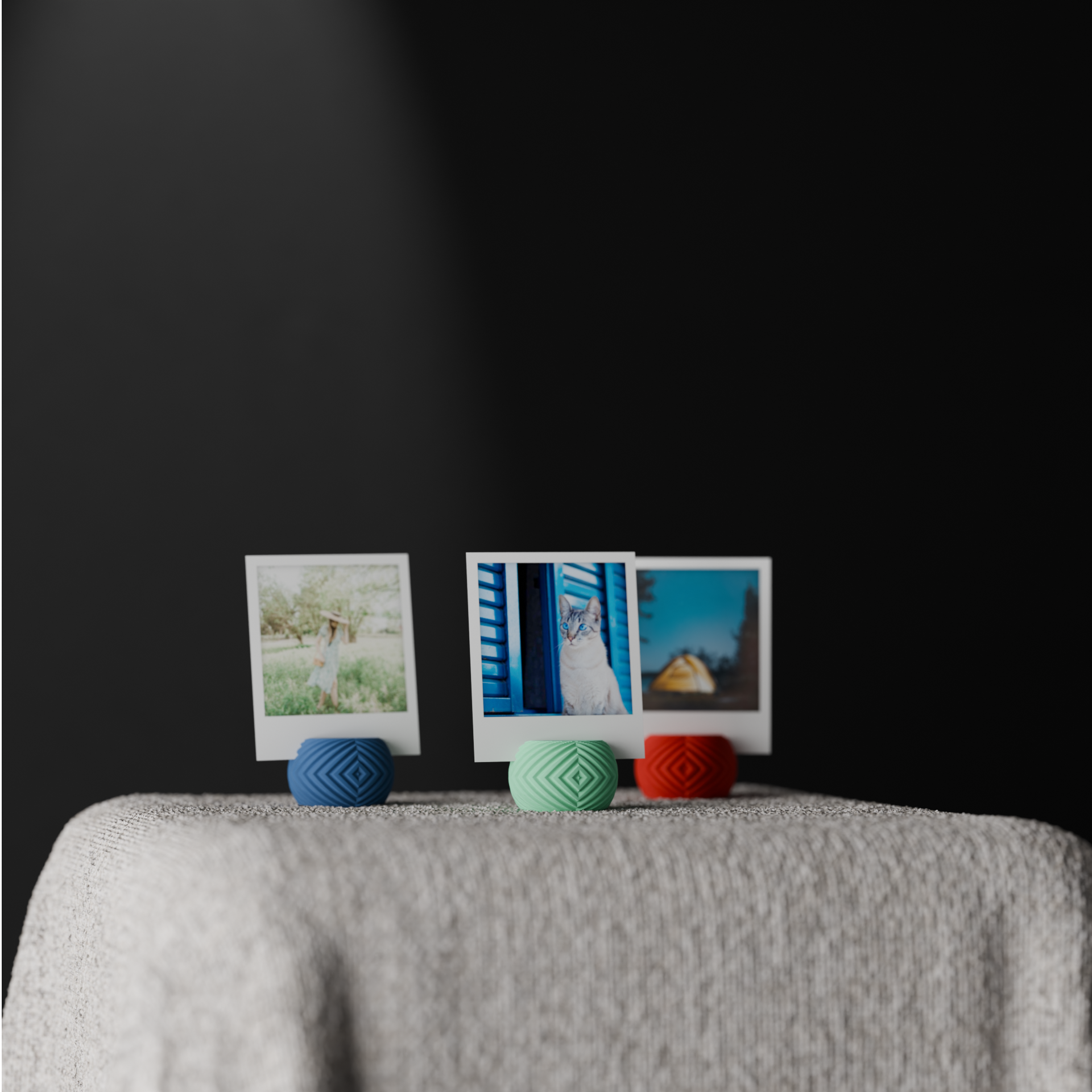 Close view of the faceted geometric texture on the photo holder