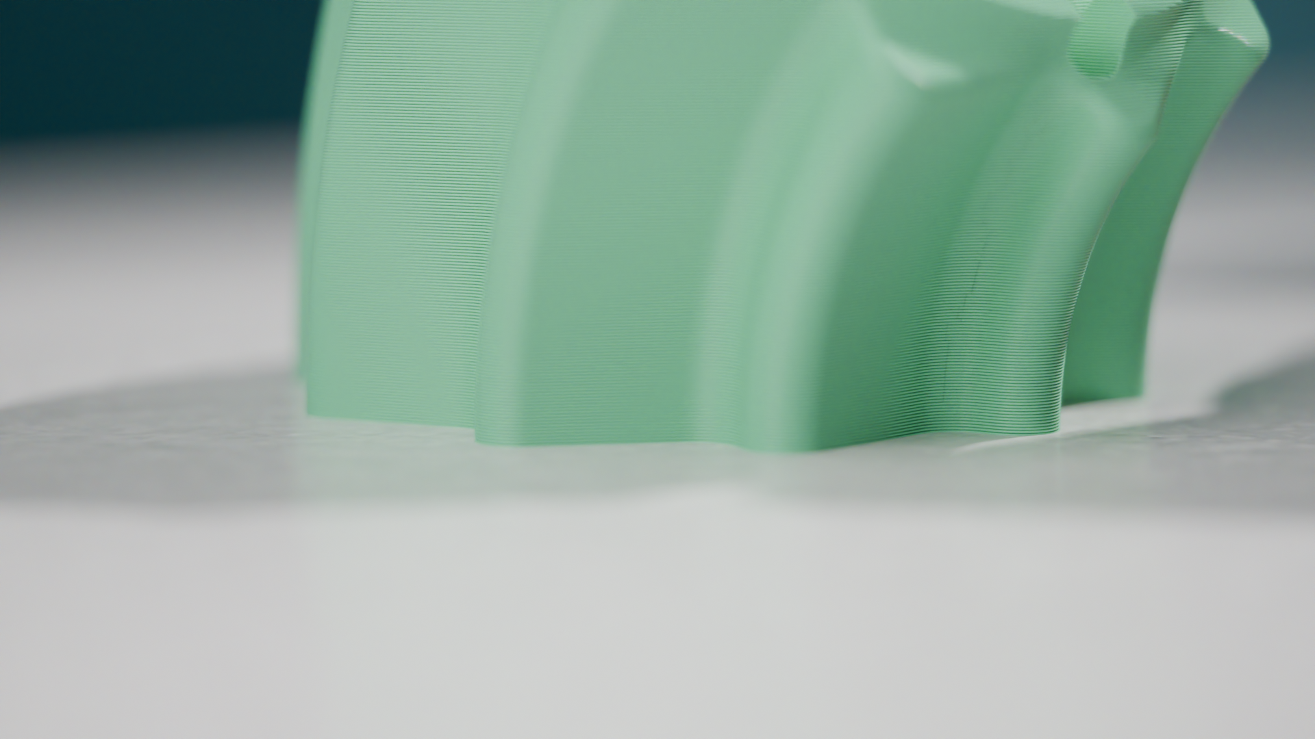 ArcDock – Sculptural MagSafe Stand