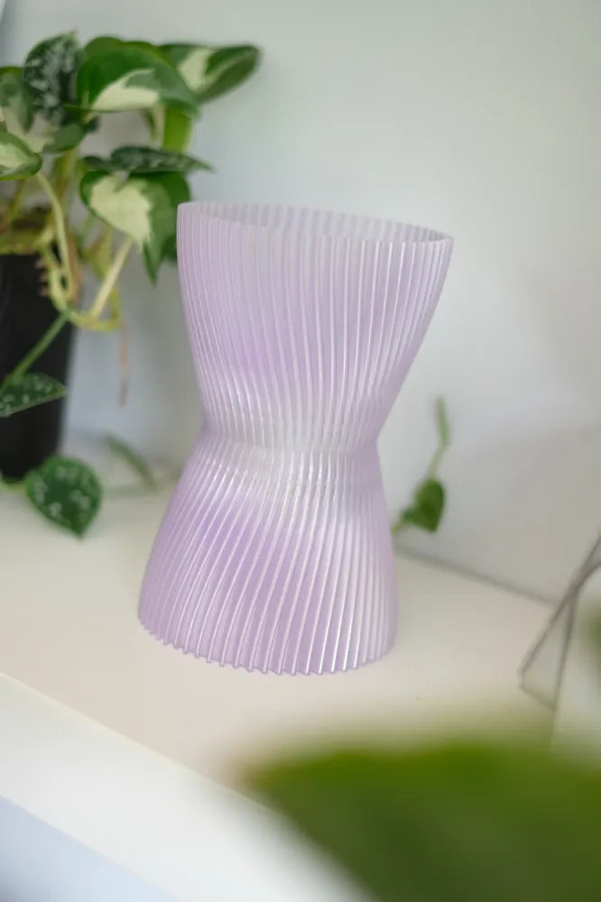 Hourglass ribbed vase view 3