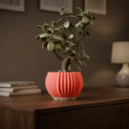Sculptural ribbed indoor planter – product view 8