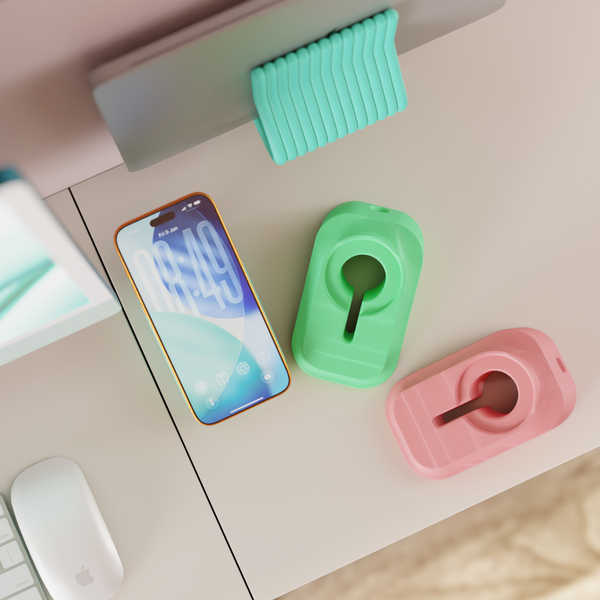 SnapDock – Minimal MagSafe Stand